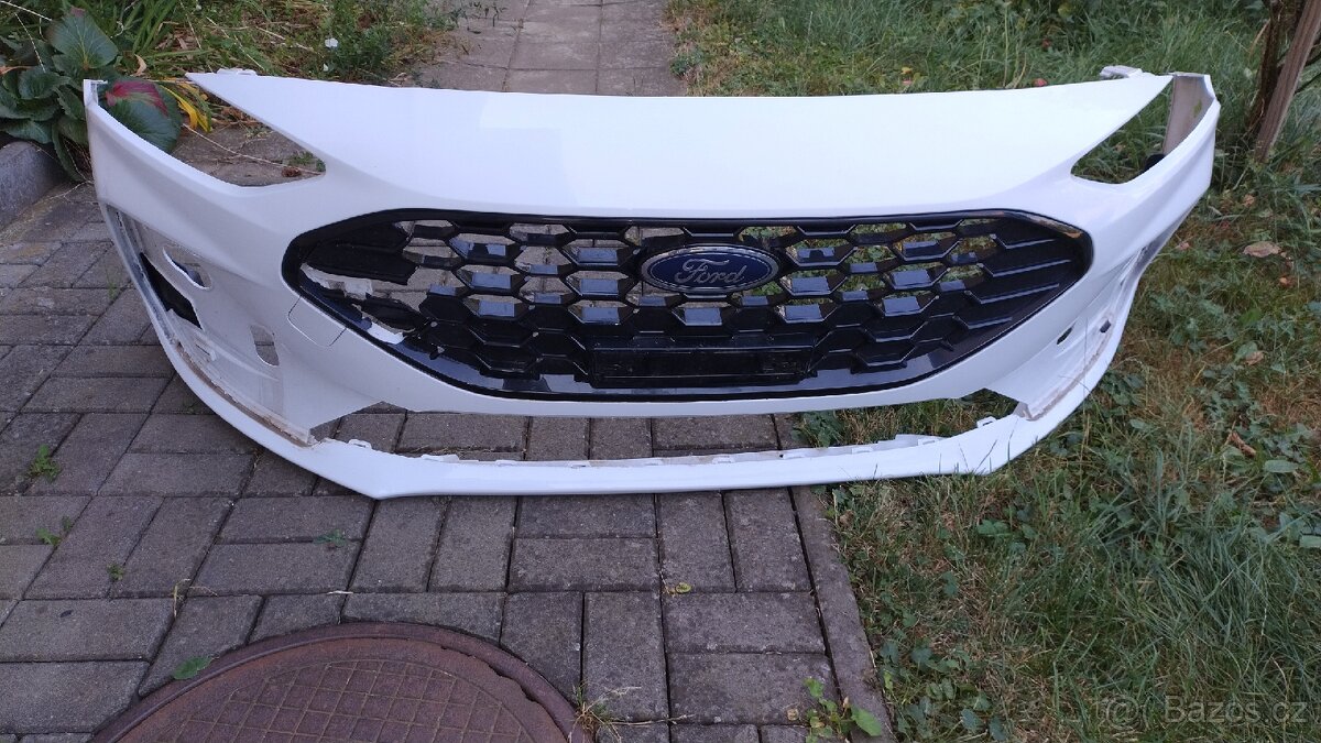 Přední nárazník Ford Focus mk.4
