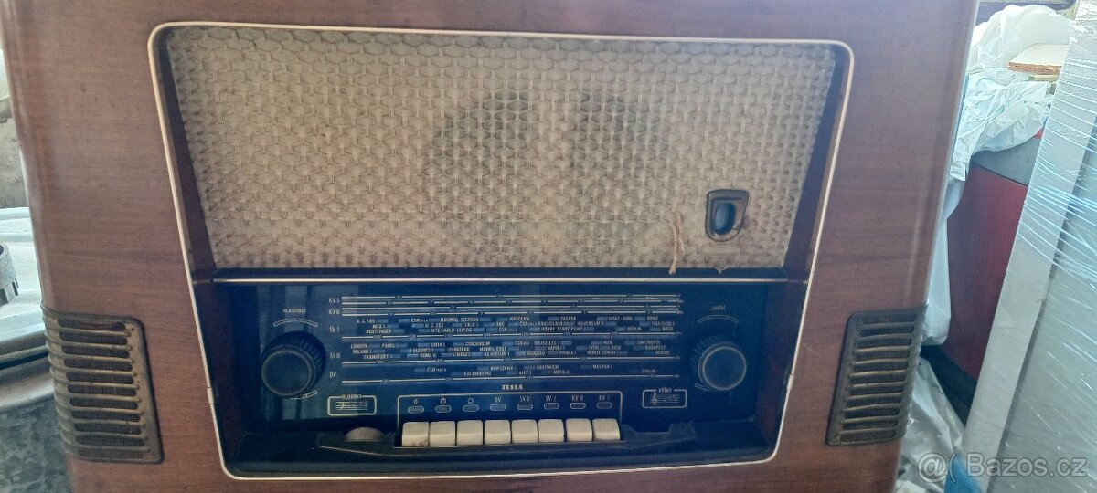 Rádio, váha