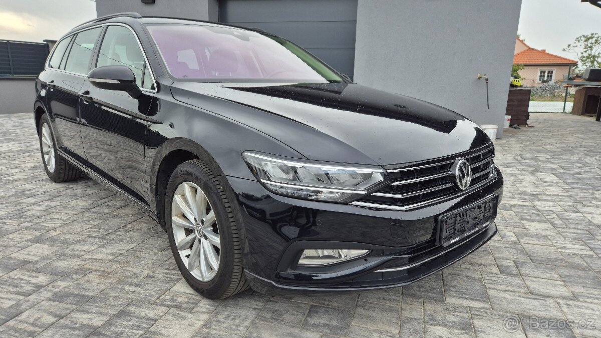 Volkswagen Passat 1.5 TSi 110kw DSG LED ZÁRUKA
