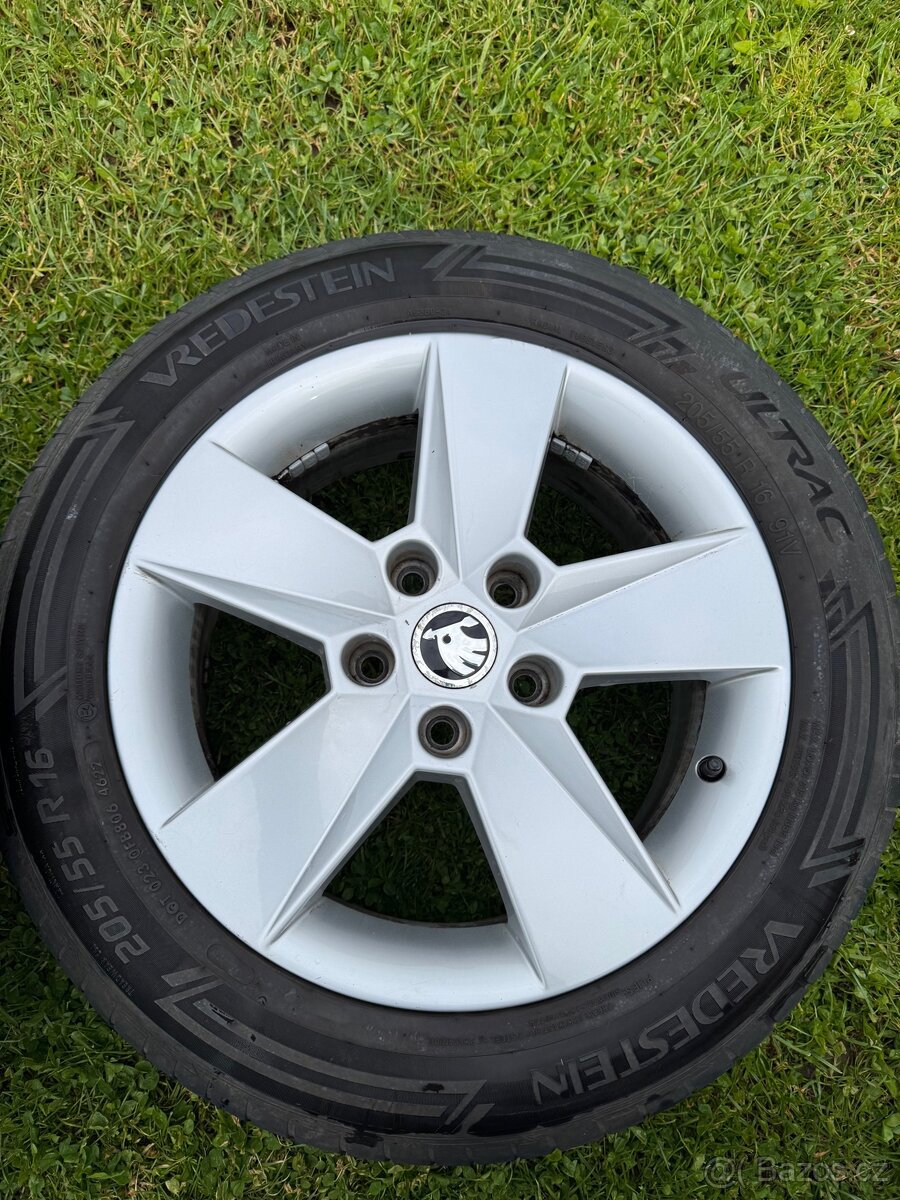Alu Škoda Octavia 5x122 r16 letní