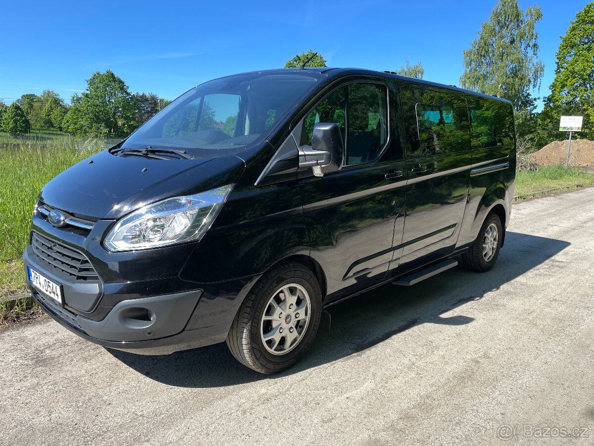 Ford Tourneo Custom 8 míst