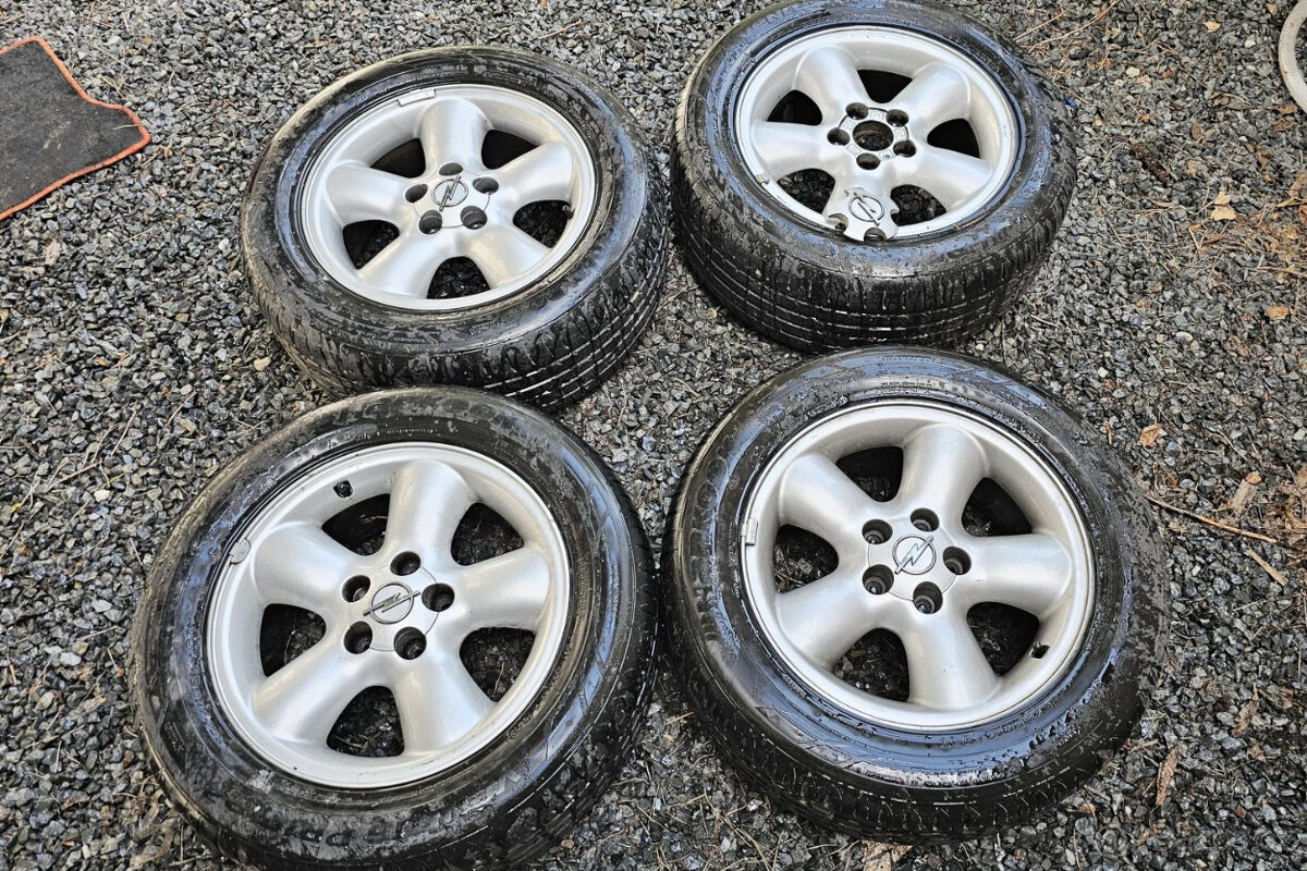 16" 5x110 originál Opel Omega