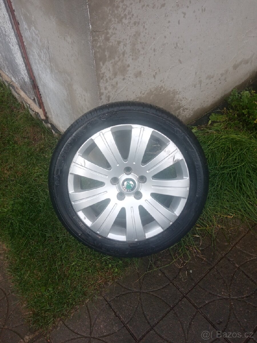 Prodám orig sadu 5x112 r17