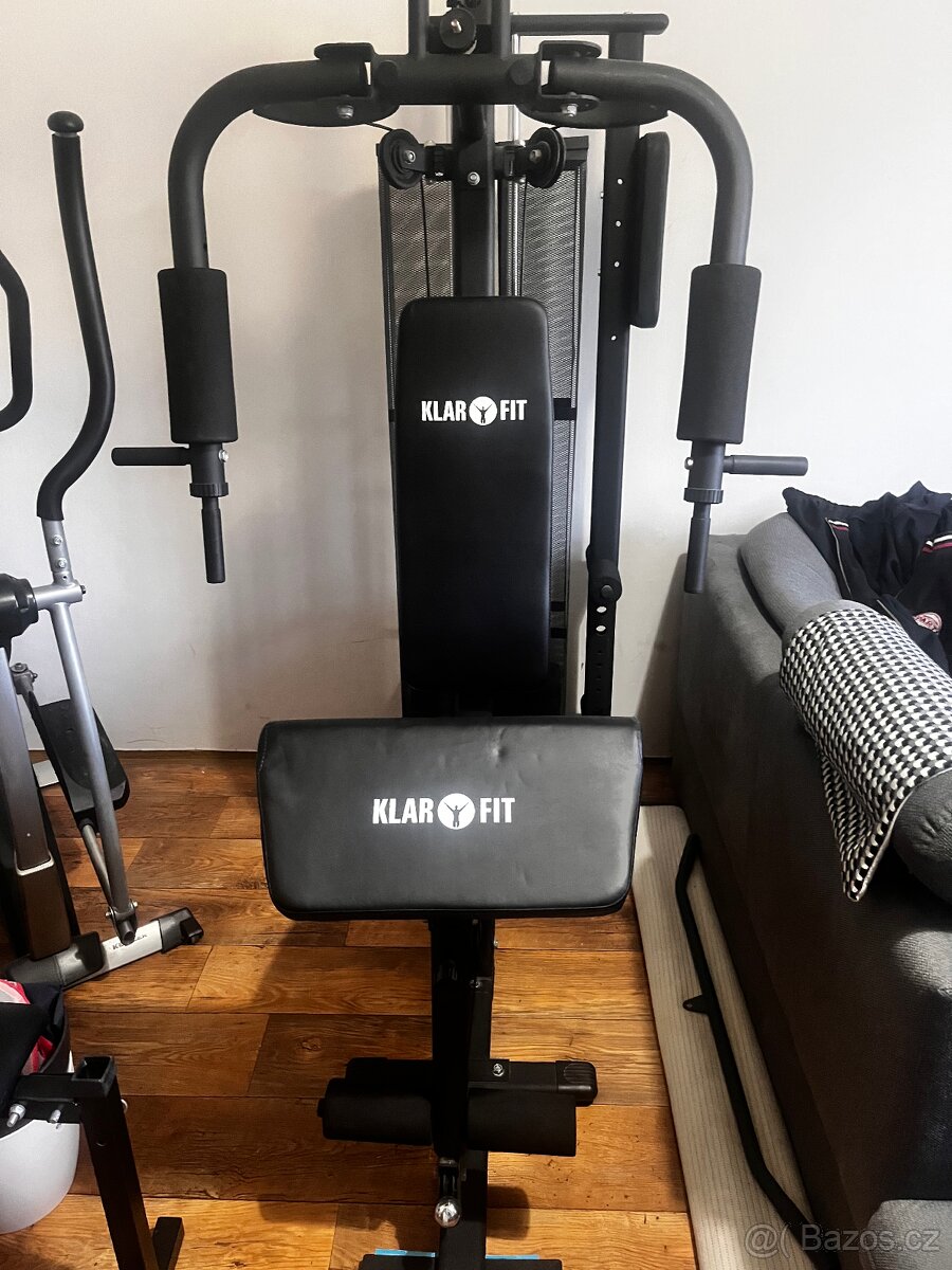 Domácí posilovací věž Klarfit – multifunkční stanice