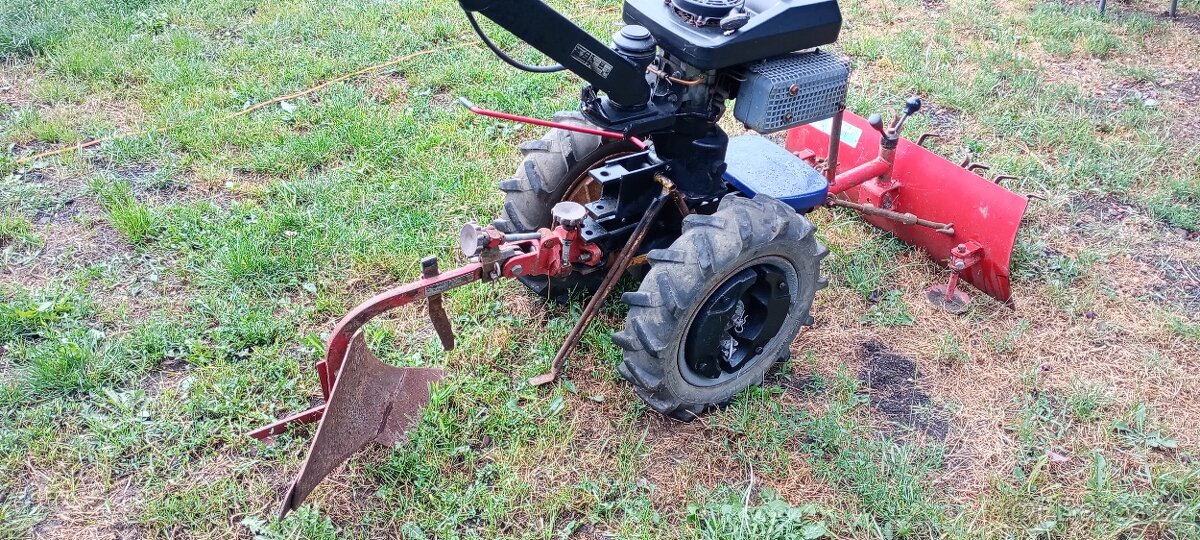 Terra 317 Agrozet Jičín