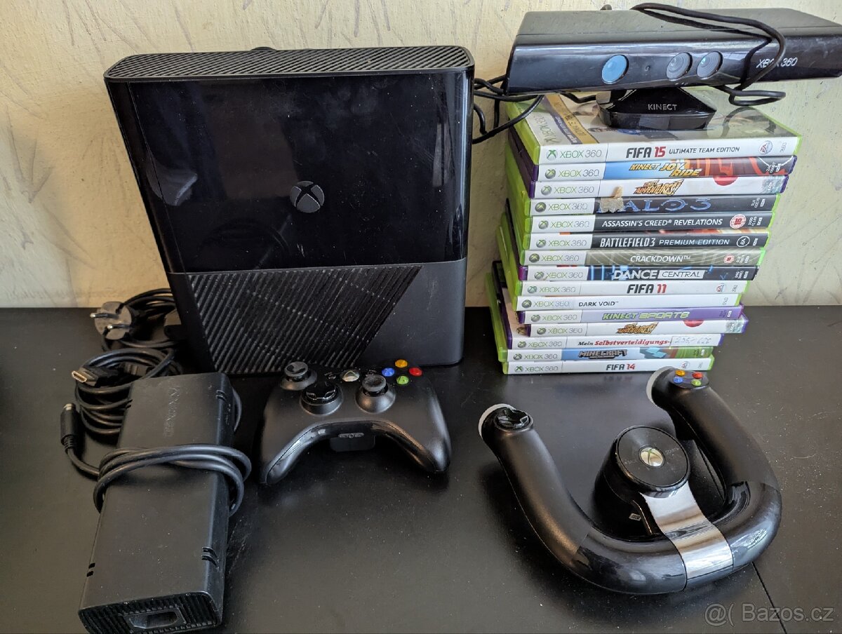 herní konzole Xbox 360 E 500 gb + Kinect a plno her