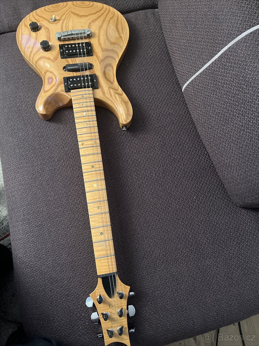 Paul Reed Smith CE, Swamp Ash Special USA, postavený v roce