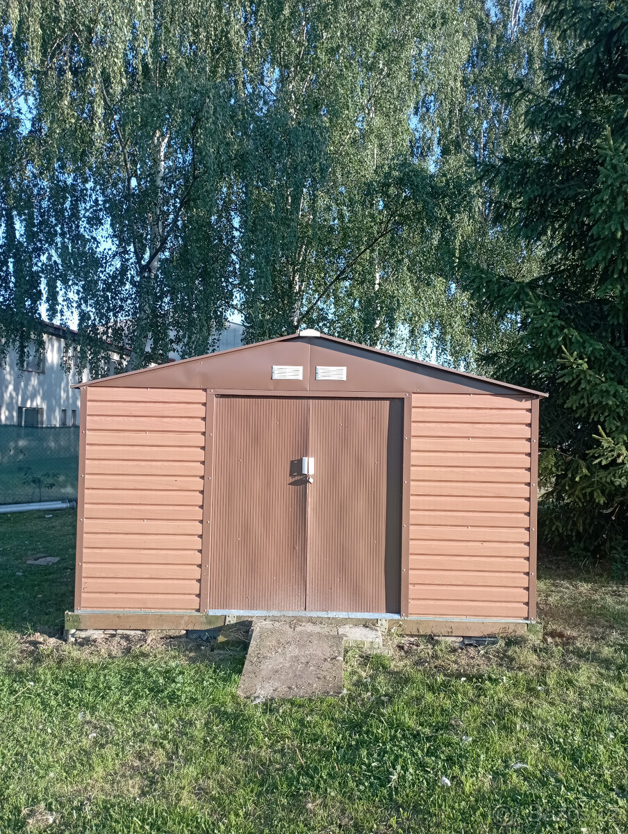 Zahradní domek 340x 319 cm