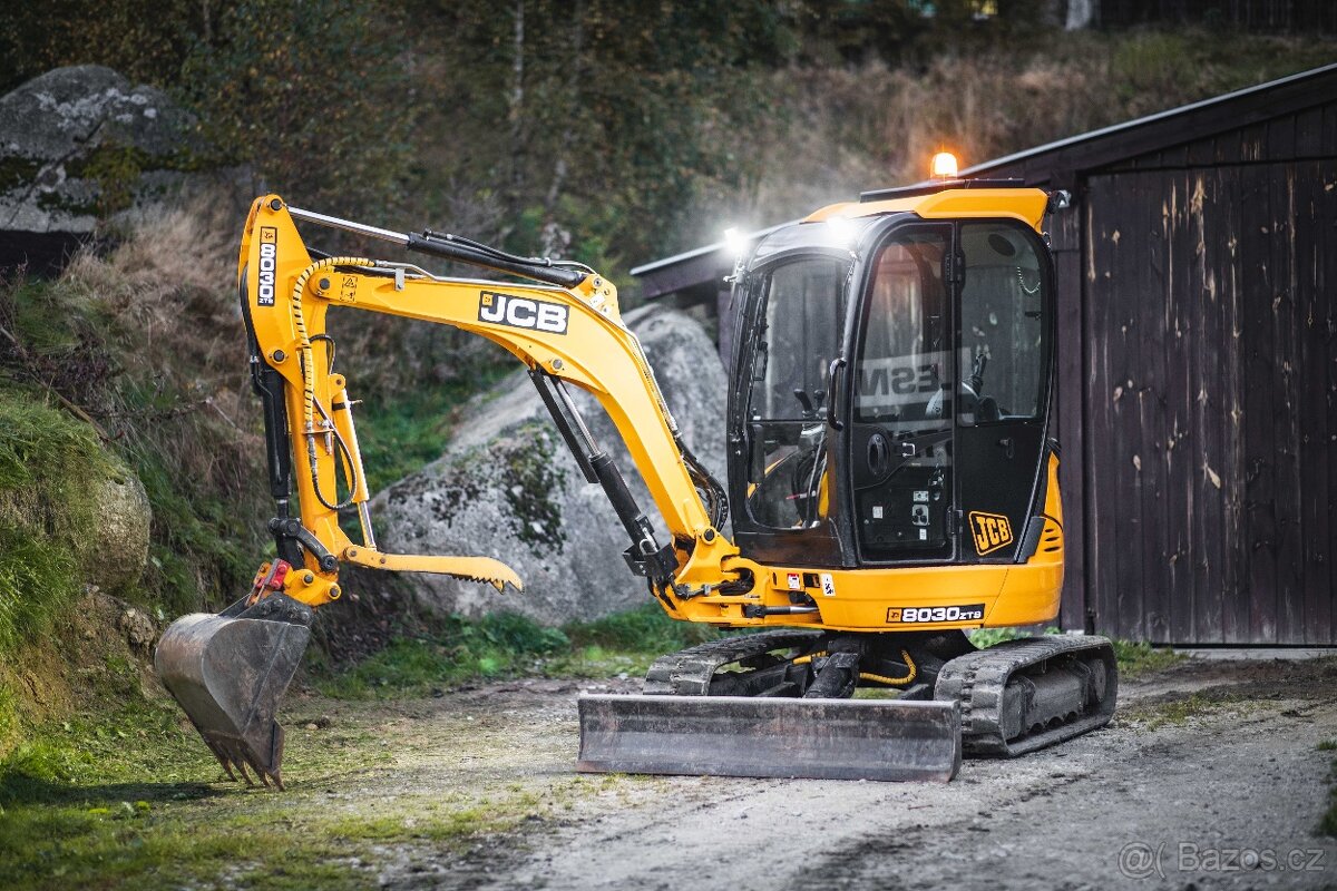 Bagr JCB 8030, r.v. 2019, 2068 Mth - TOP STAV