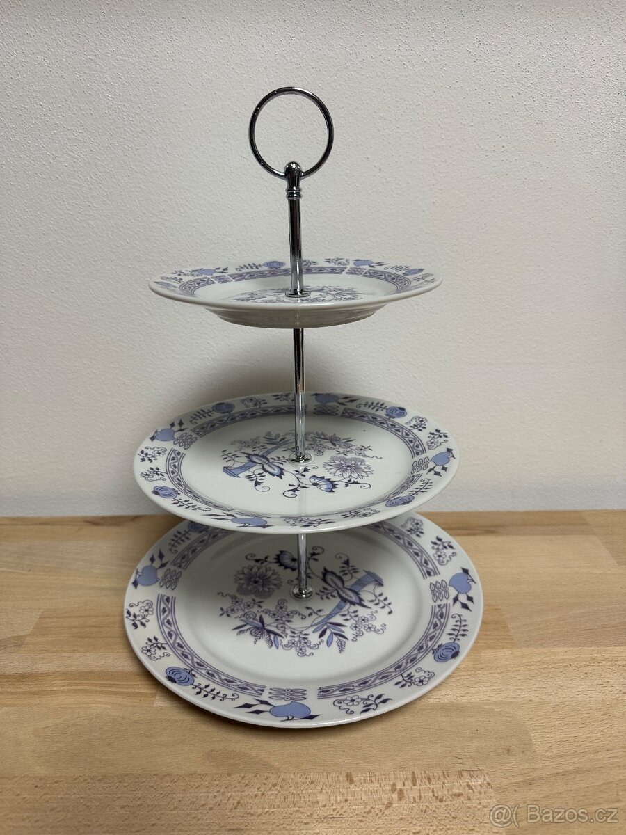 Porcelánový etazér, patrový talíř, cibulák