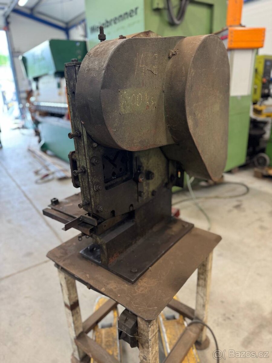 Profilové nůžky NPM 10