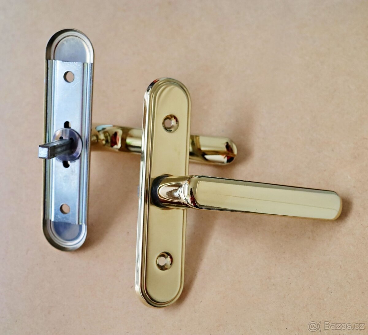 Prodám dveřní a okenní kování Rostex Exclusive Ti