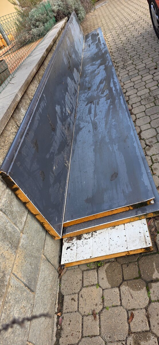 Vratové PUR panely 570cm 4ks / šedé - bílé