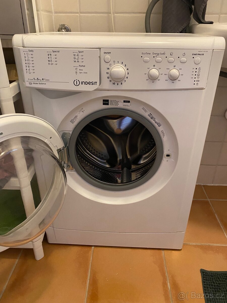 Pračka INDESIT