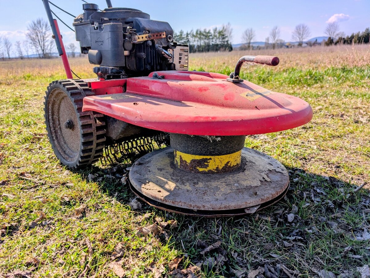 Bubnová sekačka Vari