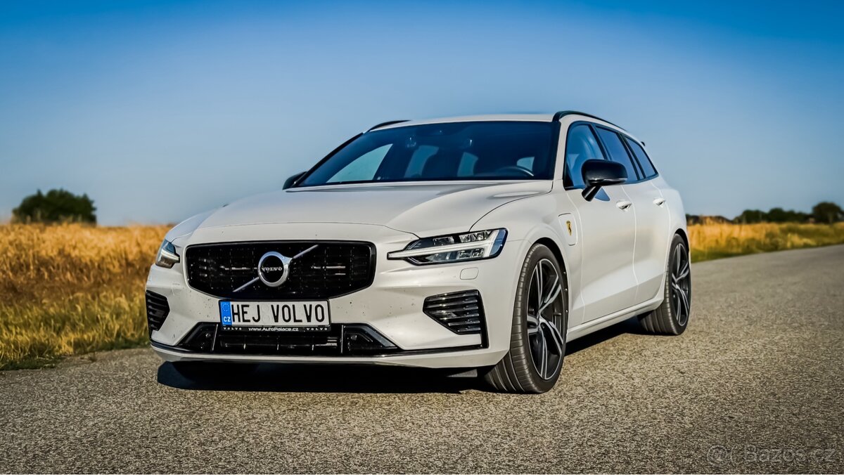 Volvo V60 T8 Recharge – B&W, FOUR-C, Masáž, Head-Up