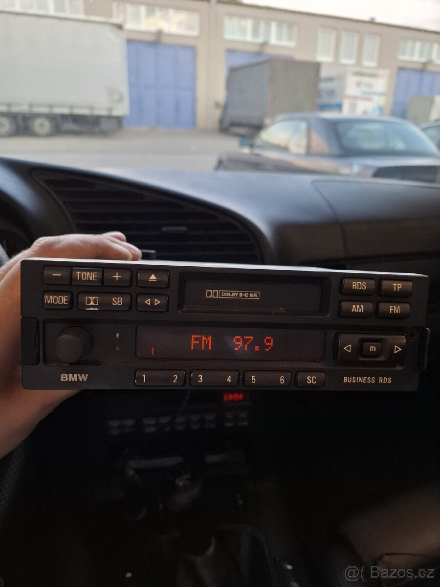 Rádio BMW e36