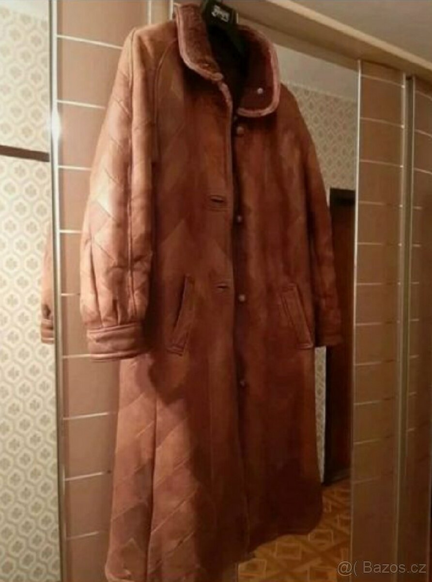 Dámský kabát z pravé kůže, vel. XL