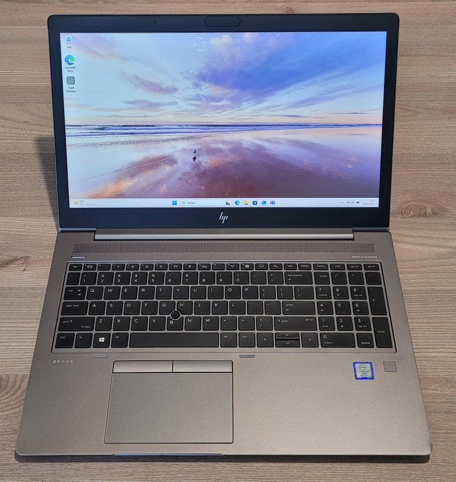 HP, i7-8665U 4/8x 4,80GHz, 16GB DDR4, 512GB SSD, bat. 3h.
