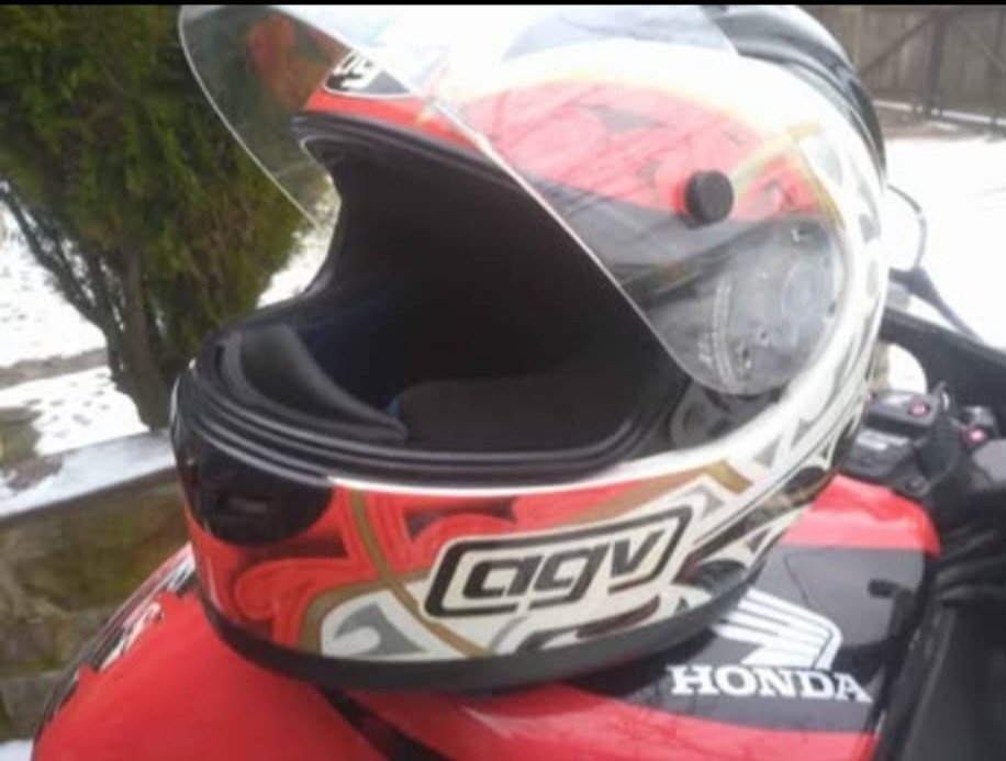 Integralni helma AGV velikost S