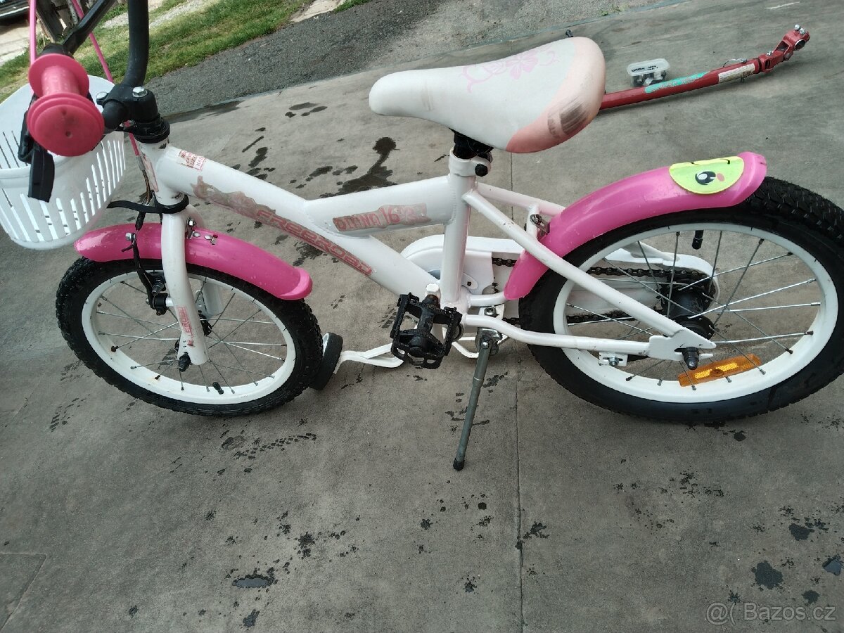 Dětské kolo 16"dívčí +postranní kolečka.