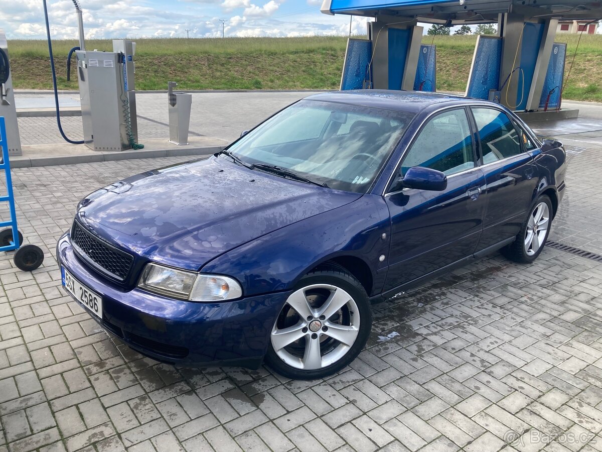 Audi a4b5 2.8V6
