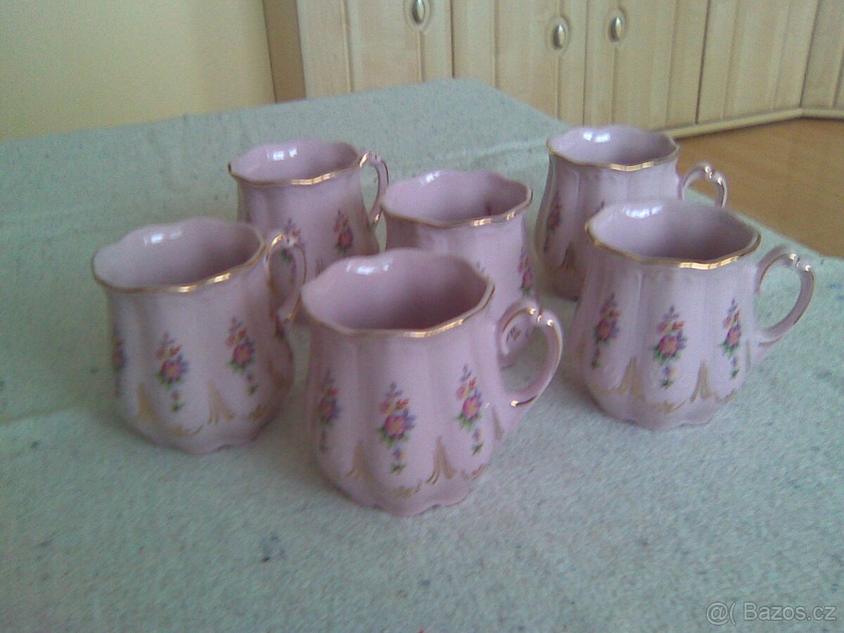 Růžový porcelán