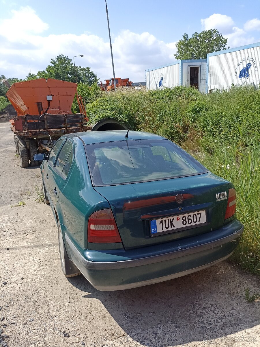 Škoda octavia liftback 1,6