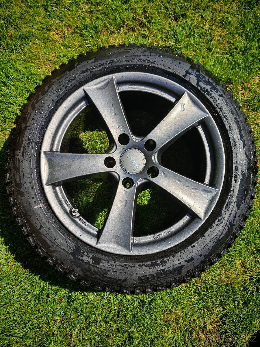 ALU dezert Pirelli 225 55 17 zimní