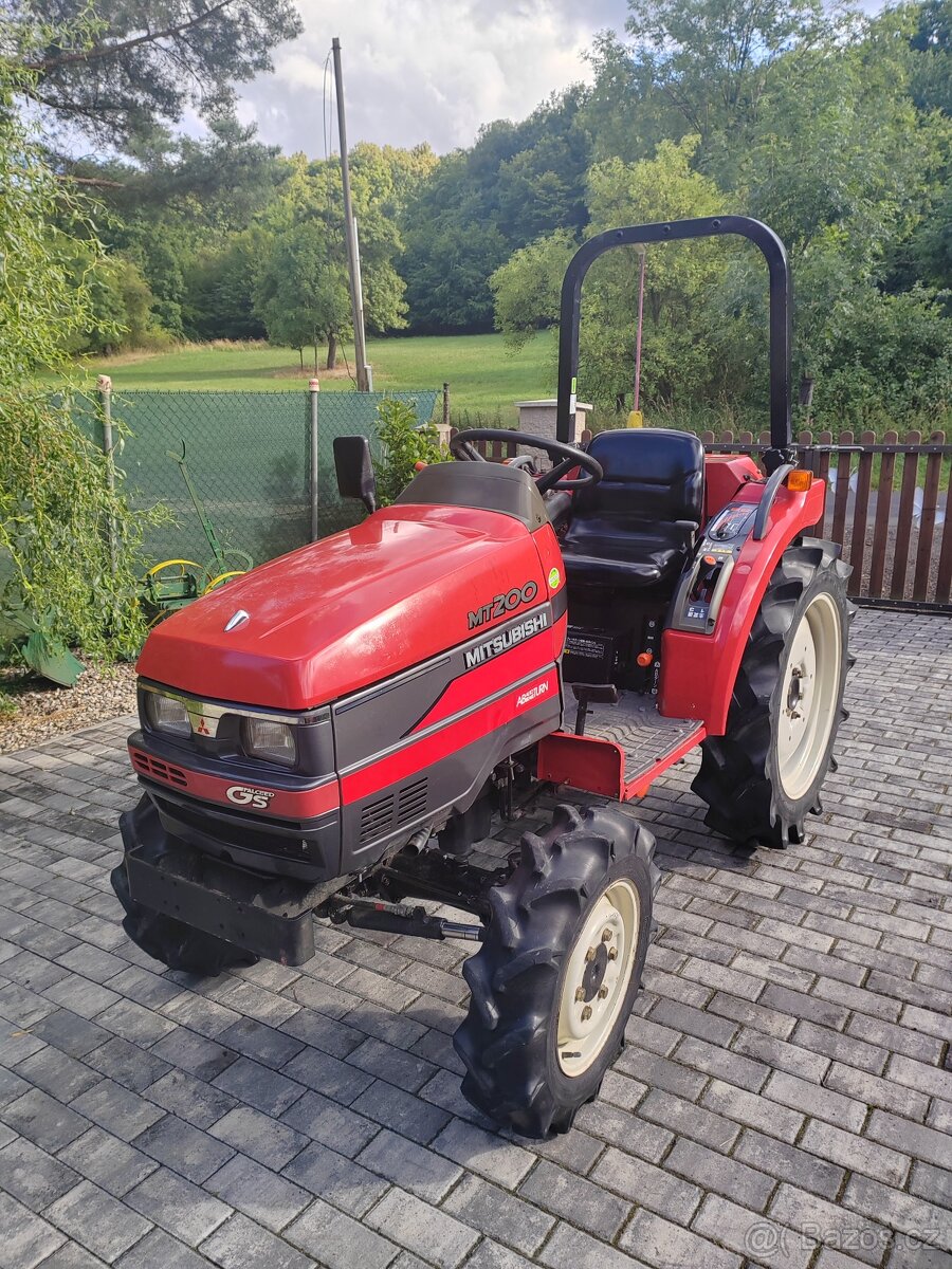 MITSUBISHI MT200