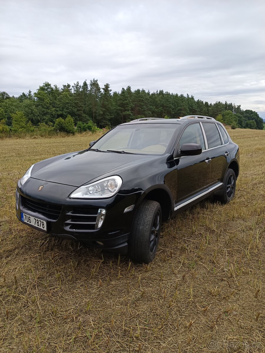 Porsche Cayenne 3.0 nafta