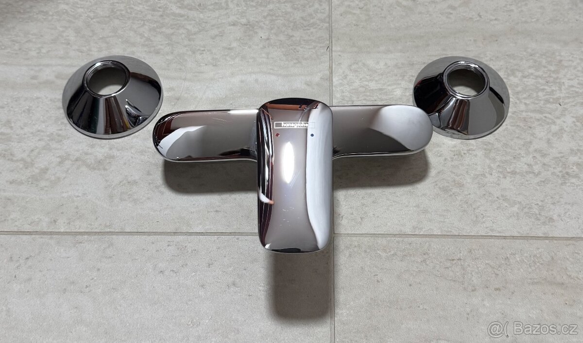Sprchová nástěnná baterie chromová HANSGROHE LOGIS