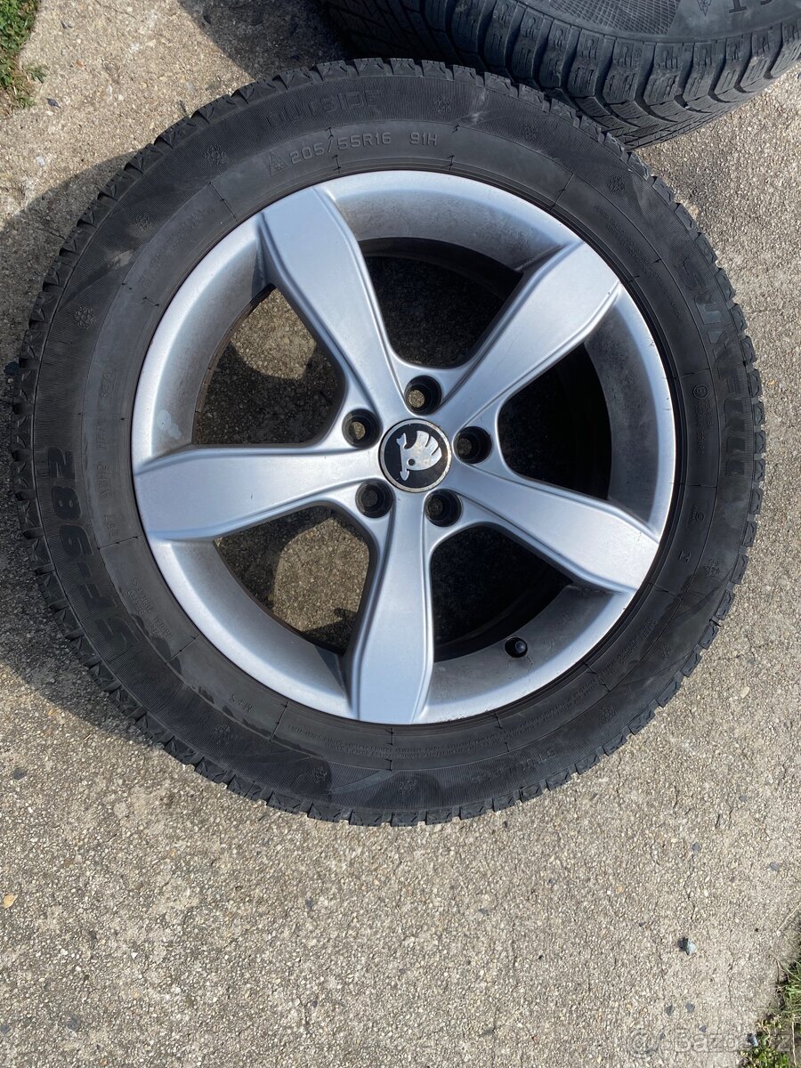 Alu kola R16 Rozteč 5x100
