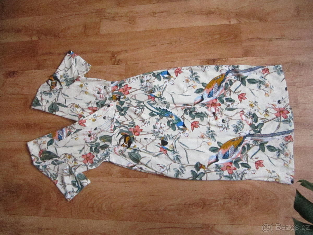 Elegantní šaty vel. M/L, Německo, kvalitní látka, d. 122 cm