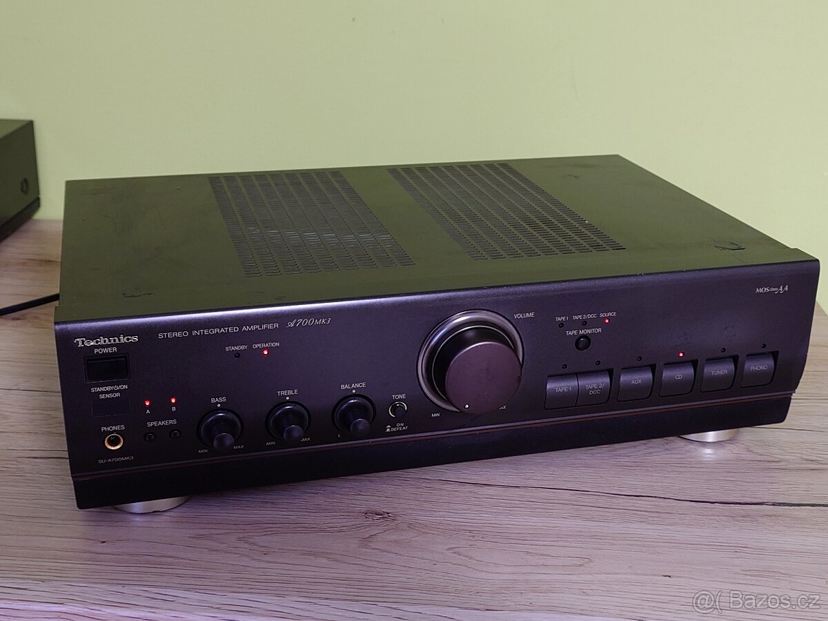 Technics SU-A700mk3