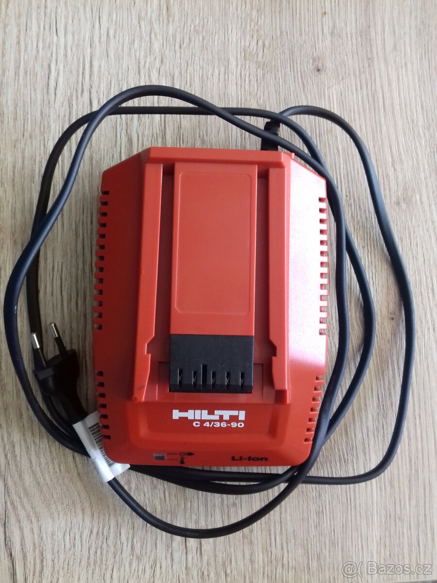 nabíječka Hilti