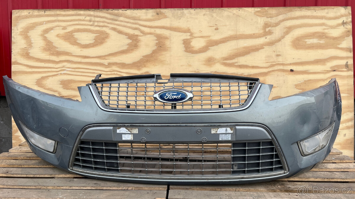 52. PŘEDNÍ NÁRAZNÍK FORD MONDEO MK4 PŘEDFL.