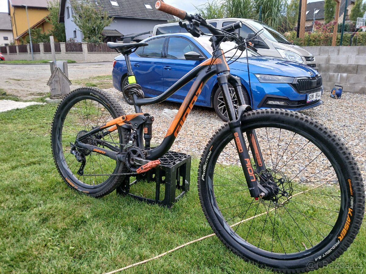 Trail enduro mtb kolo Giant Trance 3 GE 2020 vel S 27.5"