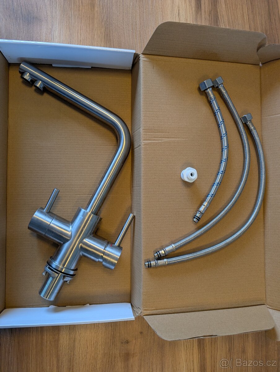 Trojcestná dřezová baterie