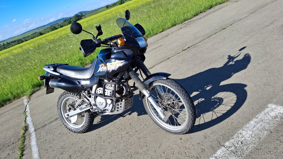 Honda Dominator NX 650, 2002