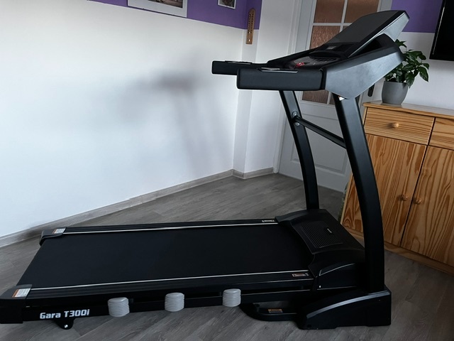 Běžecký pás Trinfit Gara T300i