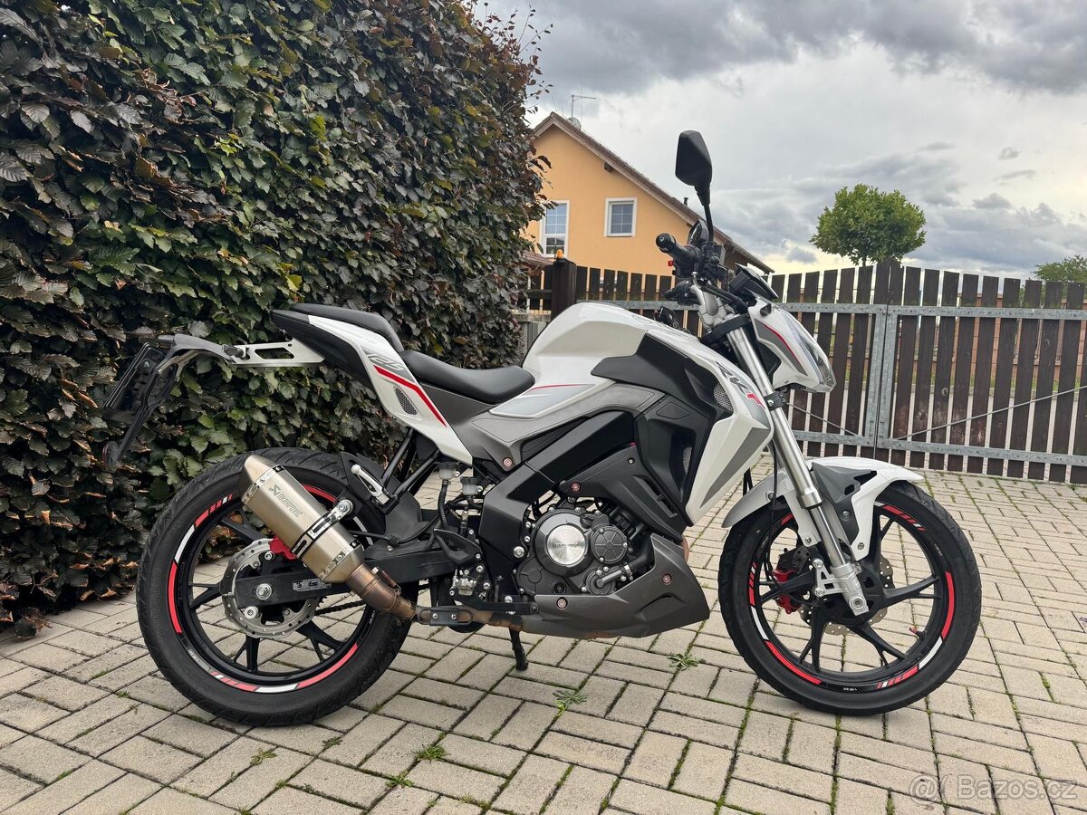 Keeway RKF 125