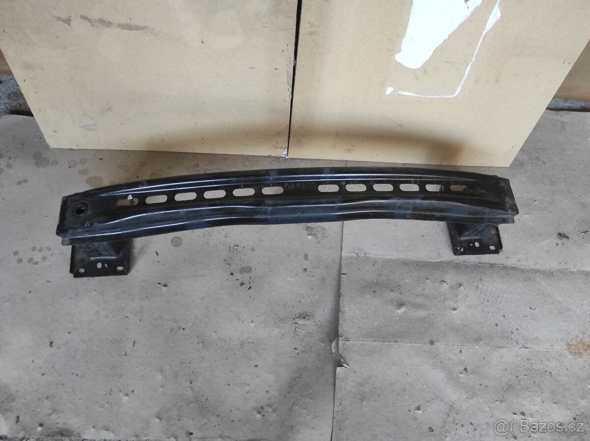 Prodám přední výztuhu Škoda Octavia III