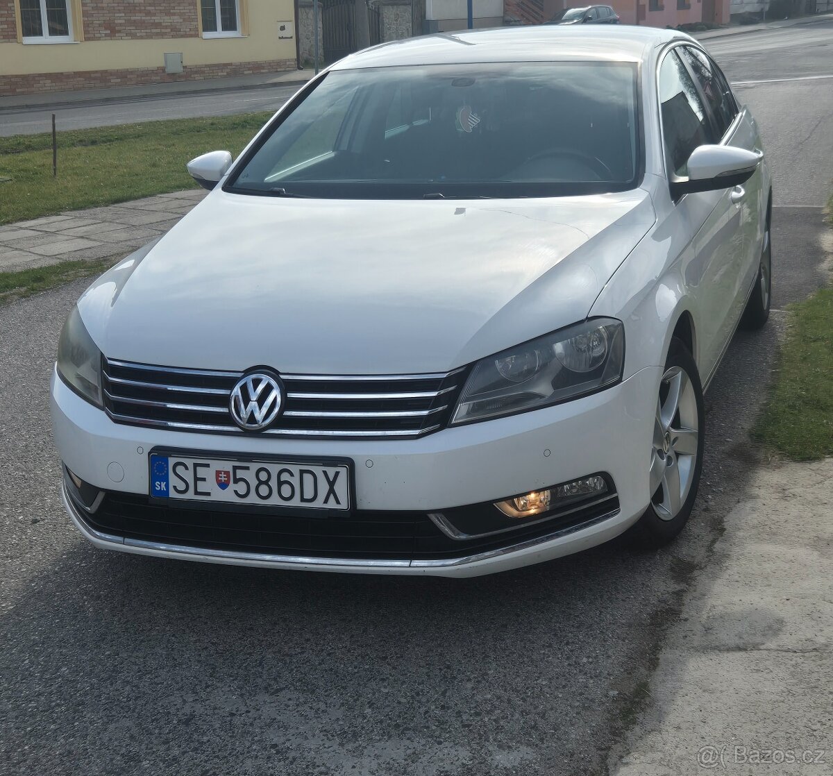 Volkswagen Passat sedan