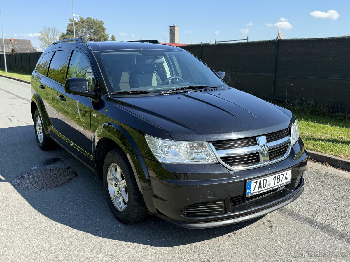 Dodge Journey 2.0CRD 103kw +Najeto 165TKM+4x4