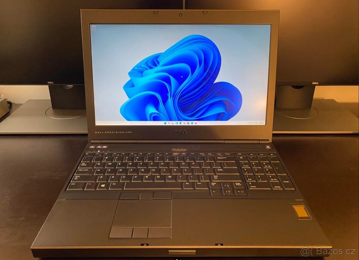 NTB Dell Precision M4700 intel i5/ SSD/ Quadro K1000m + DOCK