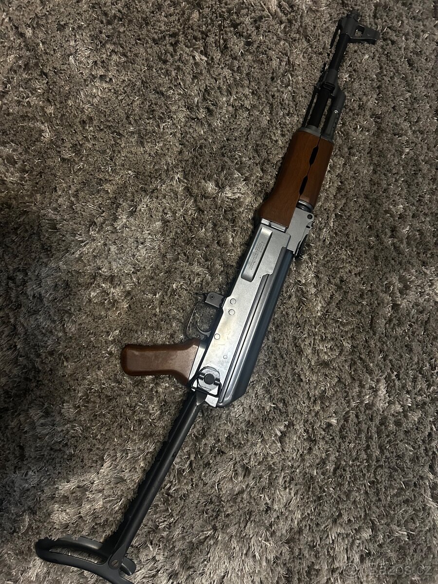 Airsoft zbraň