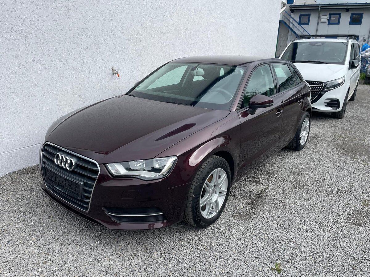 Audi A3 Sportback 1.6Tdi 81kw rok 2013