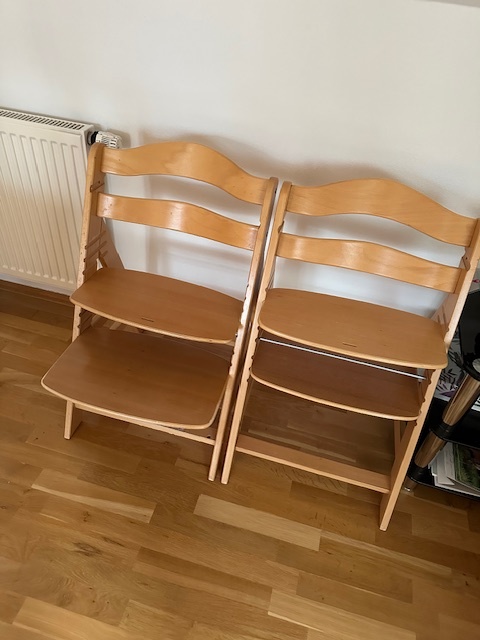 Dětské židle.