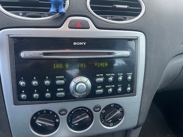 Autorádio sony originální pro Ford MK2